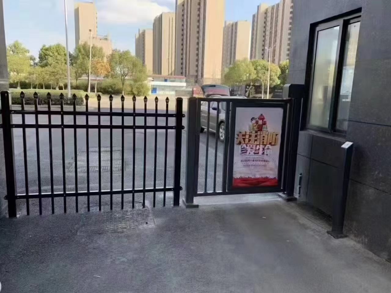 Heavy-duty pedestrian gate installation with integrated RFID contactless reader Kuwait